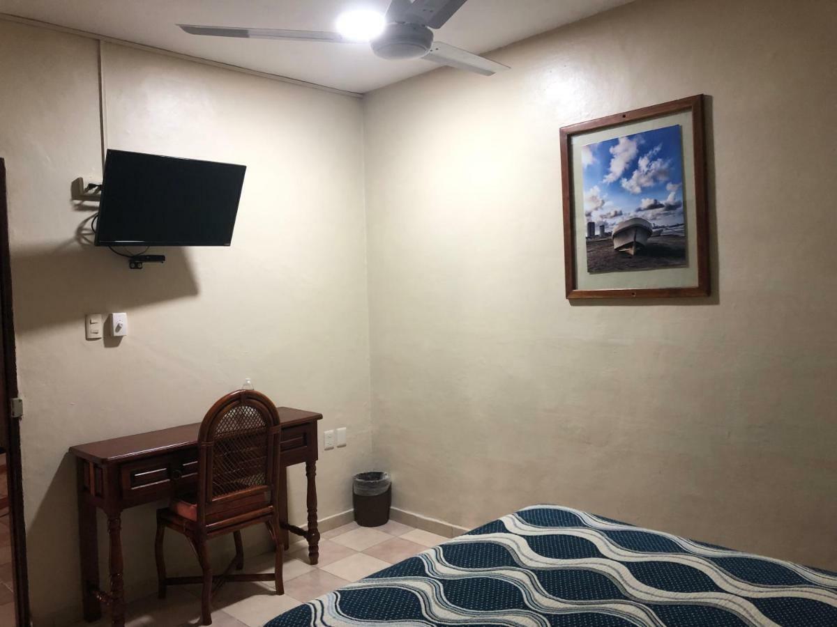 Hotel El Faro Malecon Veracruz Exterior photo